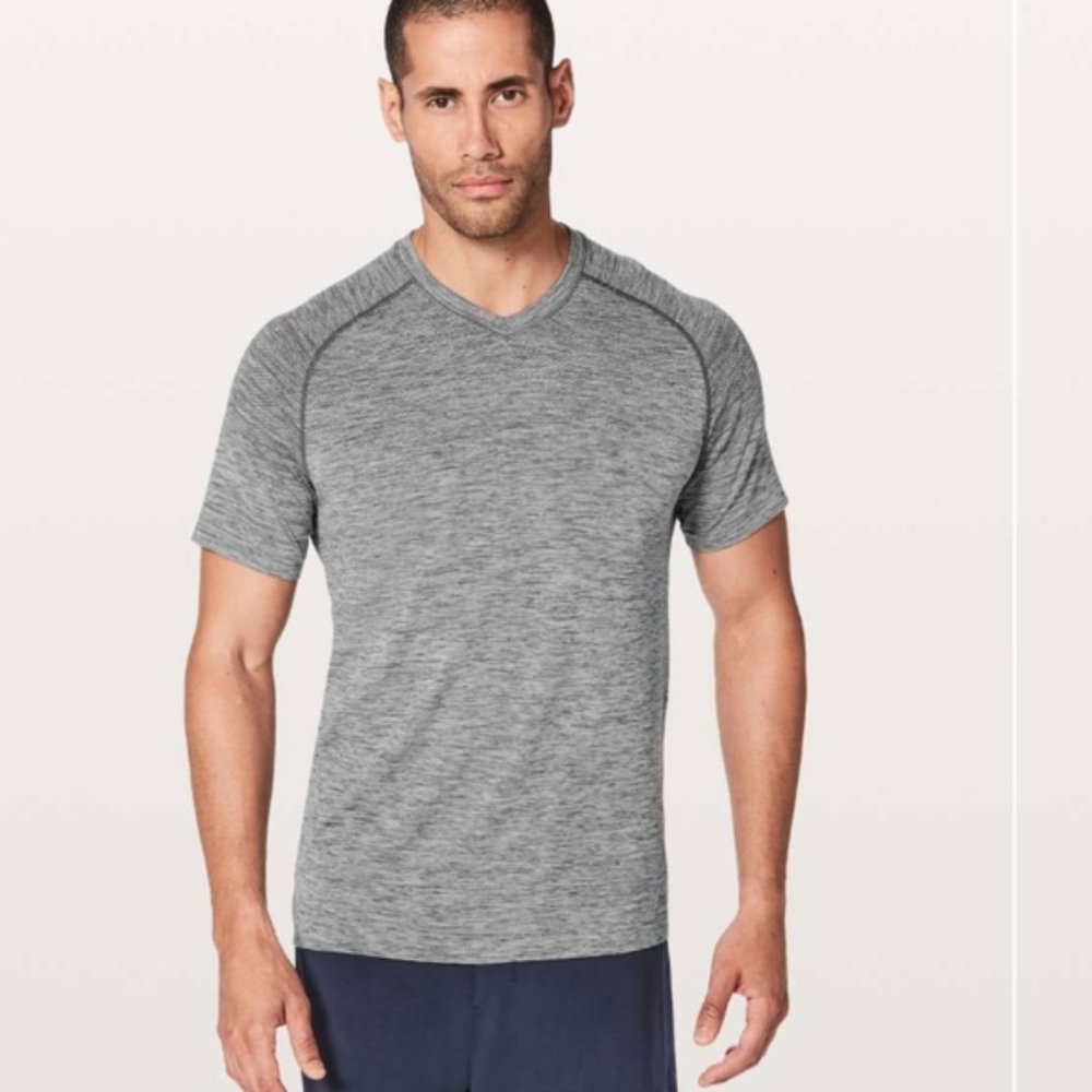 Lululemon Metal Vent Tech Short Sleeve V Slate / White